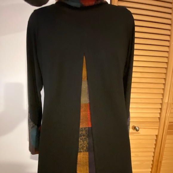 Layered tunic with cowl neck - Picture 3 of 10